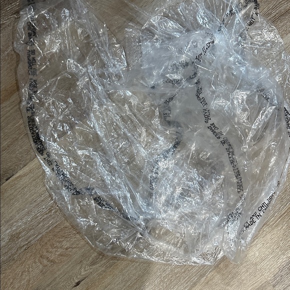 Green and Cream Strapless Gown - Picture 4 of 6